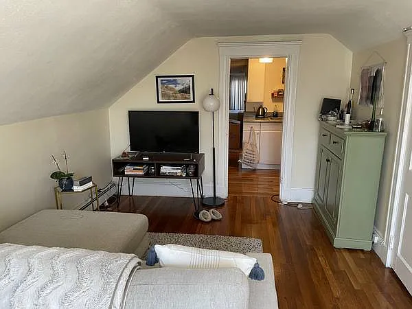 78 Amsden St #2 — Photo 2