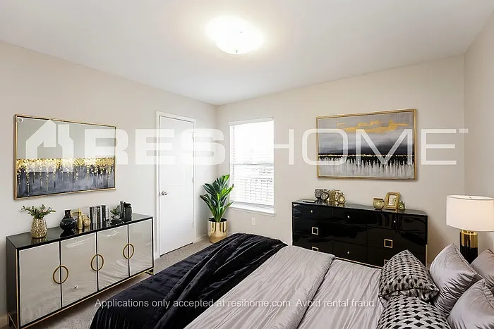 2968 Saint Bernard Dr — Photo 8