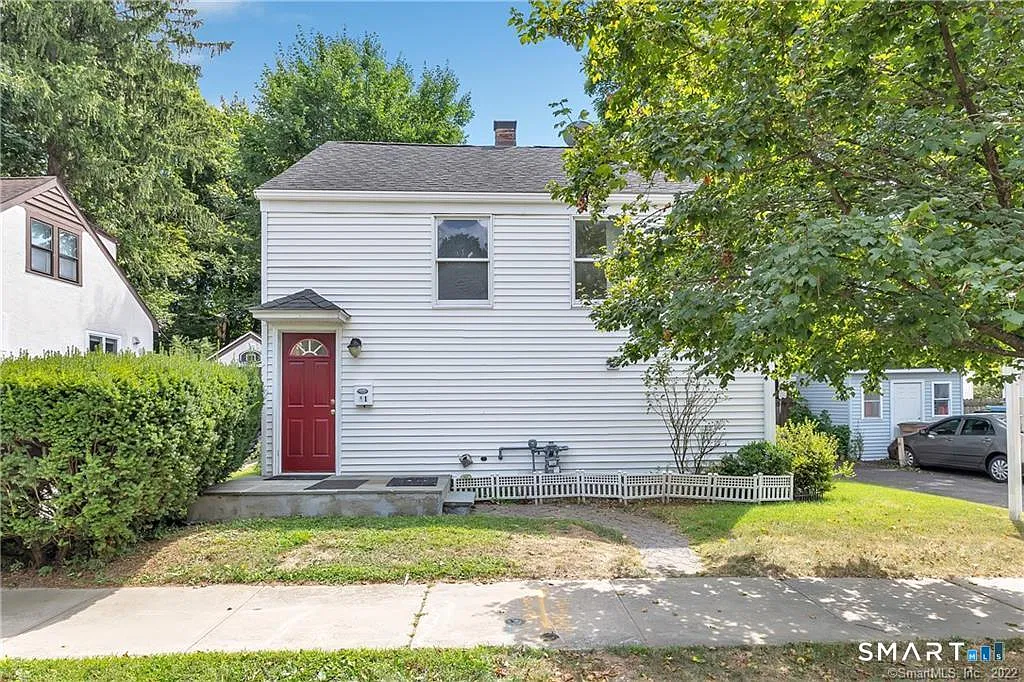 4 bed, 3.0 bath, 1947 sqft, $3,950 — Photo 1