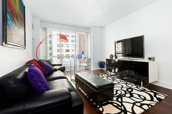 Sold by Ostrov Realty Group | media 1