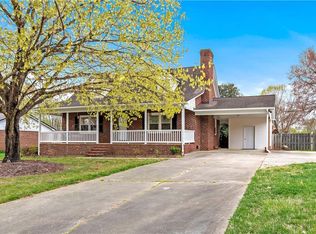 254 Huntingdon Rd, Lexington, NC 27295