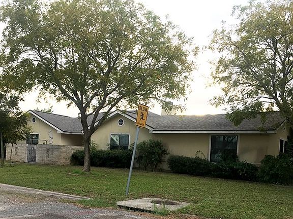 3rd image of 119 Wendi Ln