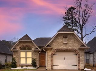 185 Springdale Dr, Gardendale, AL 35071