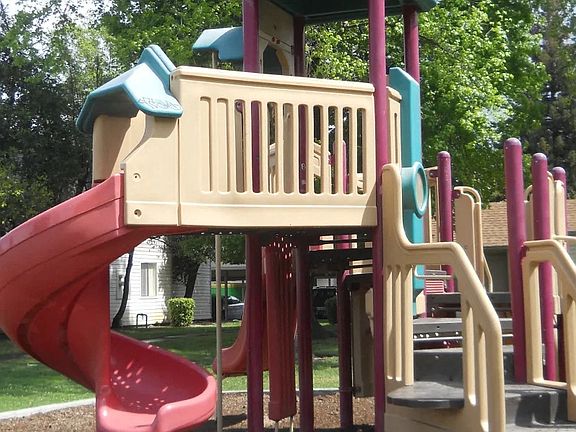 5th image of 1671 W El Camino Ave #9