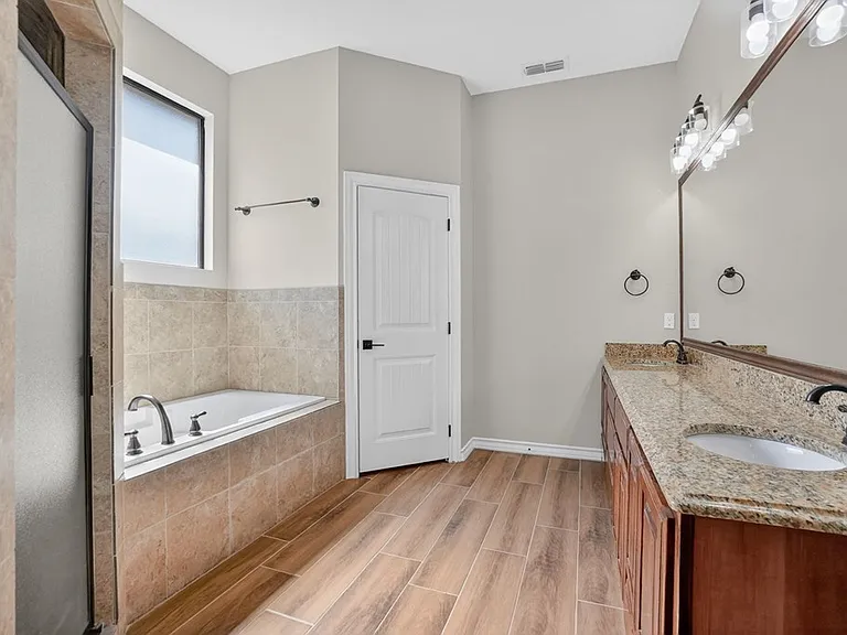 5512 Casa Grande Trl — Photo 12