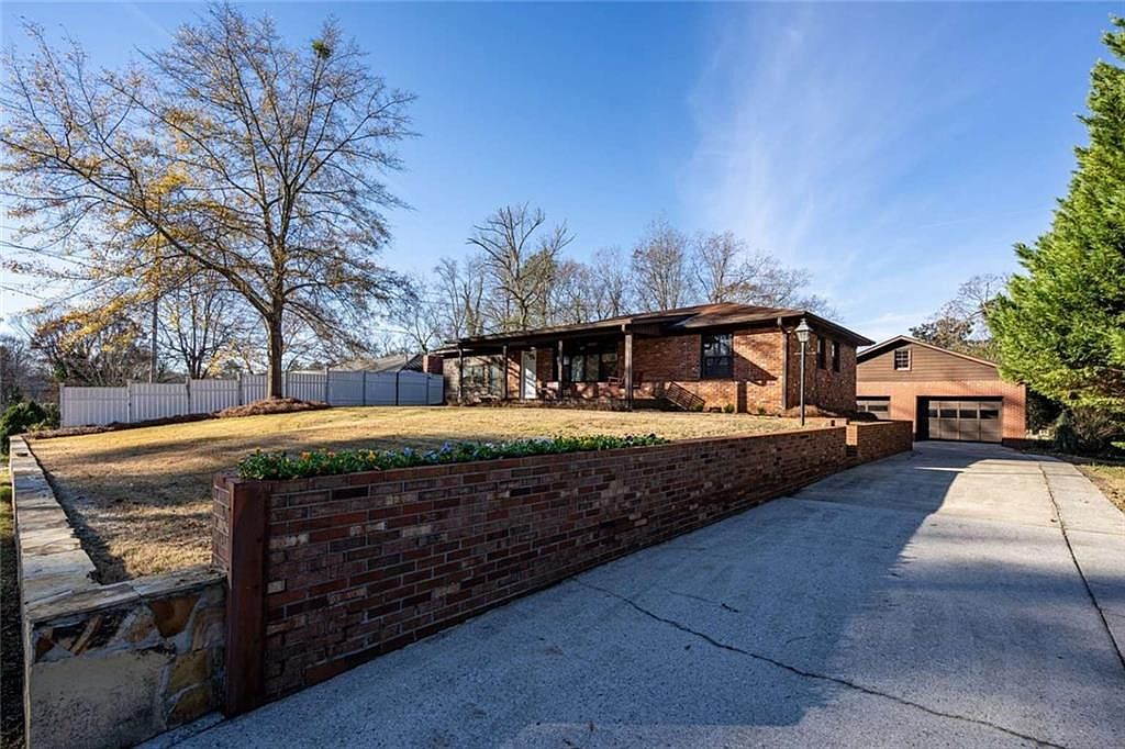 2380 Wakita Dr SE, Marietta, GA 30060 Zillow