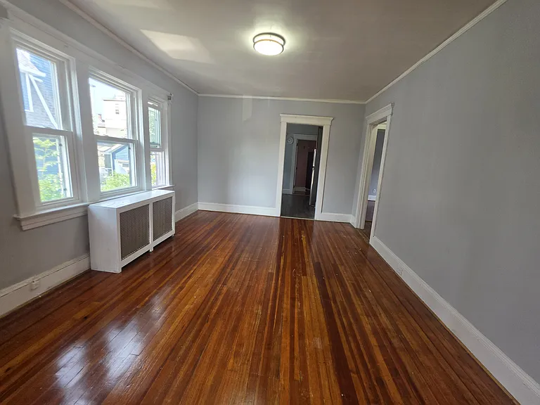 81 Waring Pl #2 — Photo 7