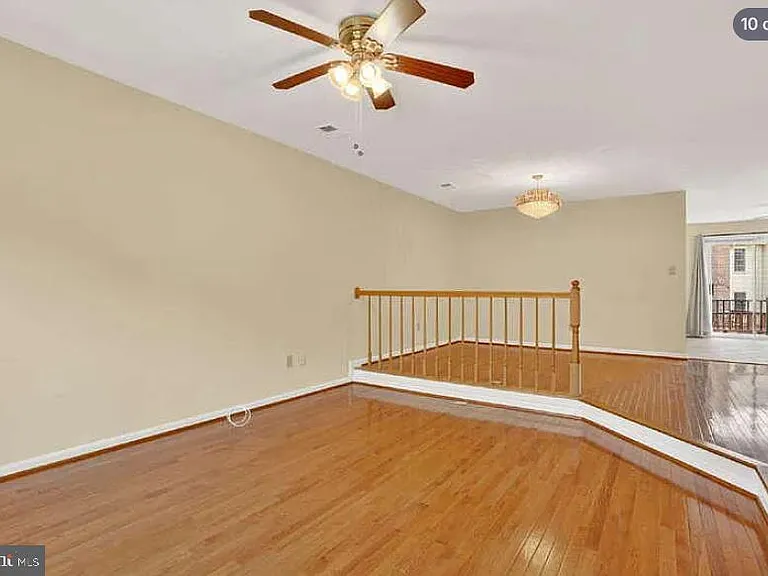 7427 Salford Ct — Photo 10