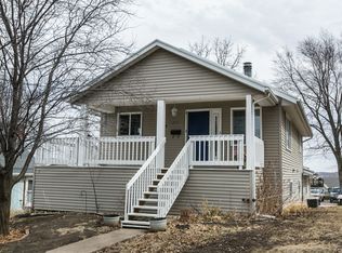 2740 Muscatine St, Dubuque, IA 52001