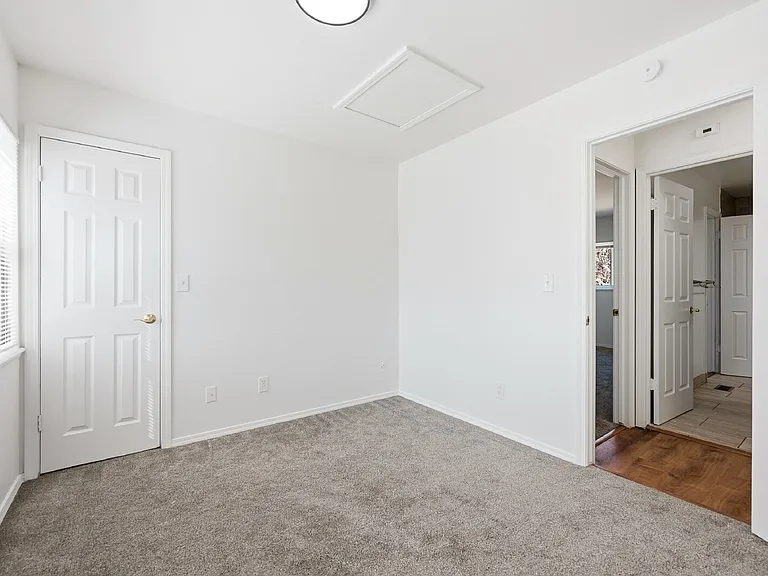701 Autumn Pl — Photo 17