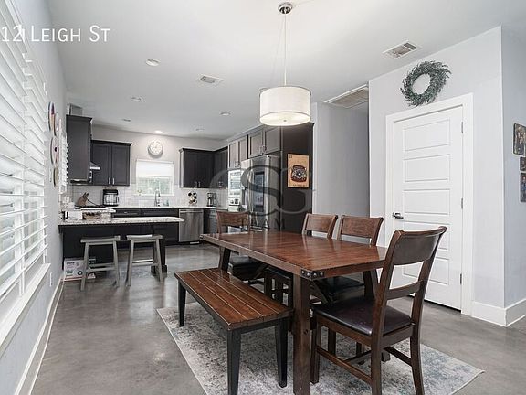 3rd image of 612 Leigh St