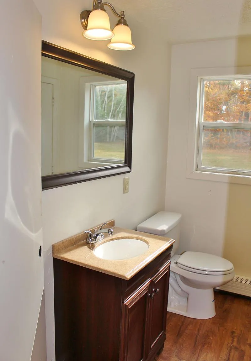 2 bed, 705 sqft, $1,500 — Photo 2
