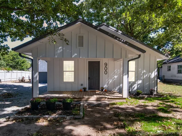 900 S Johnston St, Ada, OK 74820
