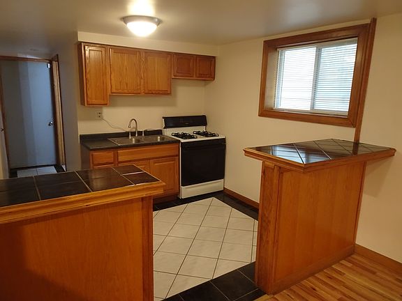4th image of 5205 W Agatite Ave #G