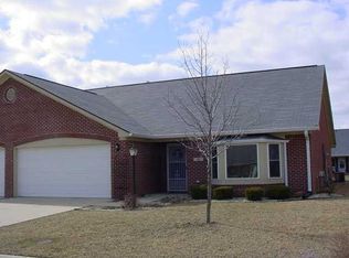 222 Lakeview Ct, Avon, IN 46123