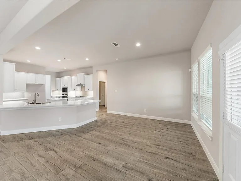 1524 N Blue Bonnet Ln — Photo 37