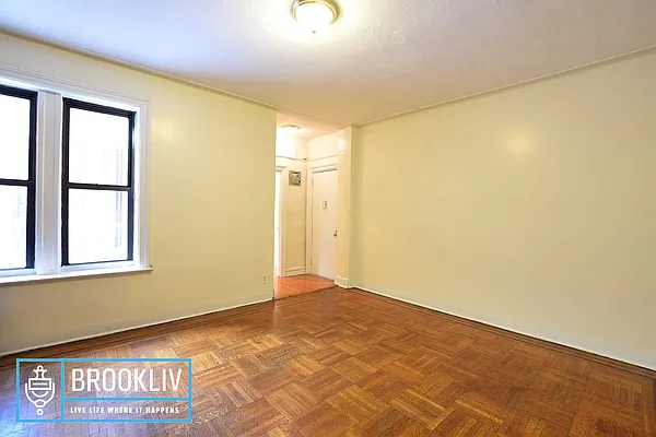 Rented by null | media 3