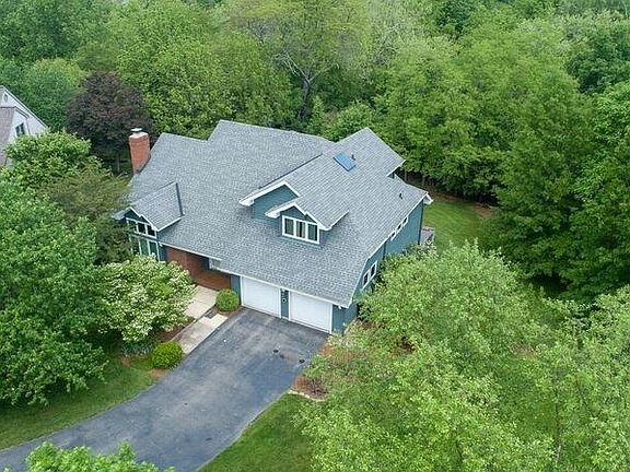 2nd image of 3772 Sherbrooke Dr