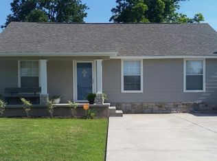 1810 NW Arlington Ave, Lawton, OK 73507