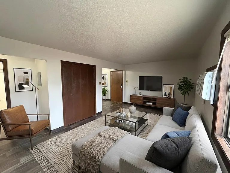 Dakota Apartments LLC — Photo 19