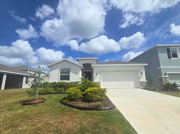 3927 Lively Coral Pl