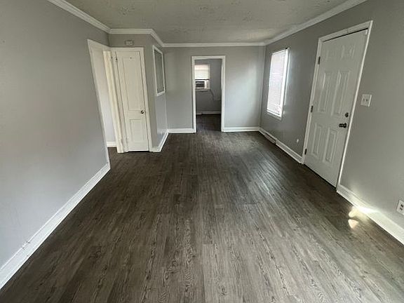 4th image of 1002 S English St