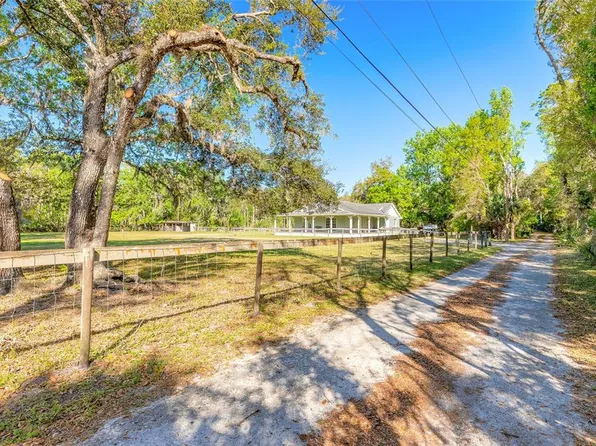 2939 Ragis Rd, Edgewater, FL 32132