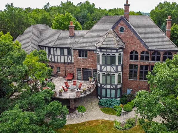 5434 Whalen Rd, Oregon, WI 53575