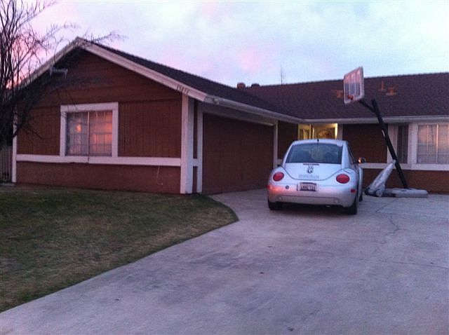1st image of 15856 Merrill Ave
