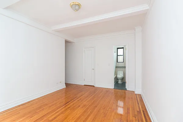 Rented by Waldstar Real Estate LLC | media 43