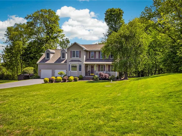 1247 Cleland Mill Rd, New Castle, PA 16102