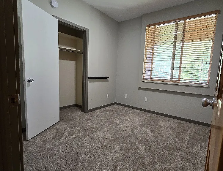1600 W Pinebrook Blvd S #F8 — Photo 13