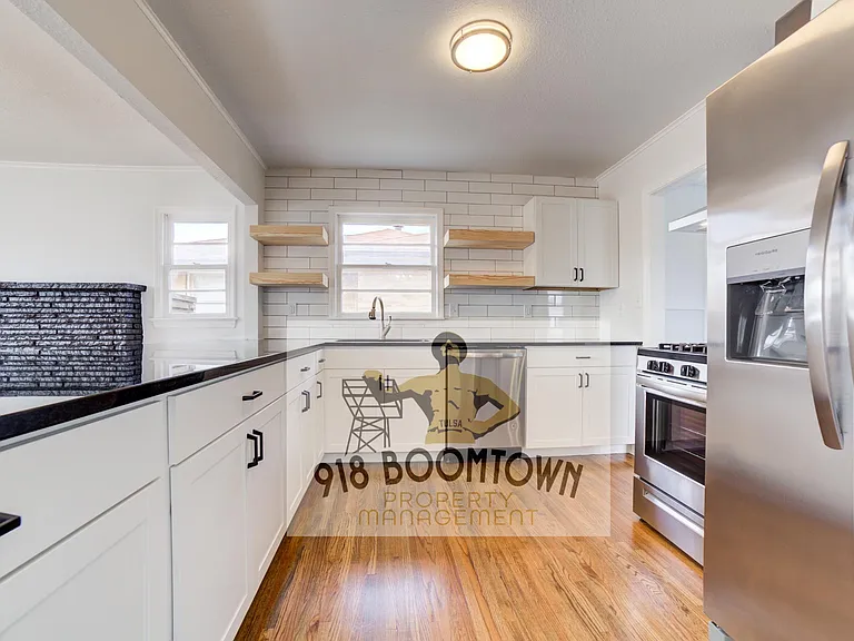 4819 E 37th Pl — Photo 8