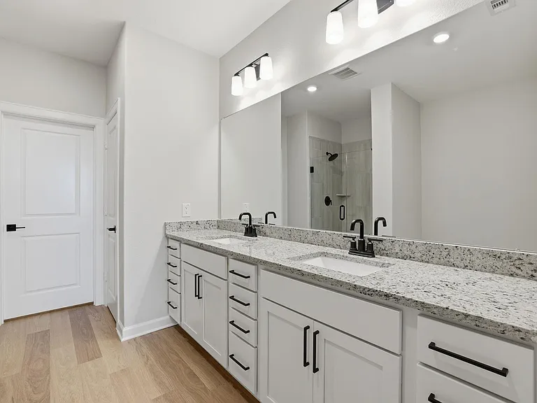 3060 Sorrento Hill Dr — Photo 18