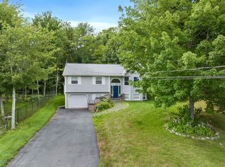 984 Beaver Bank Rd, Beaver Bank, NS B4G 1A9