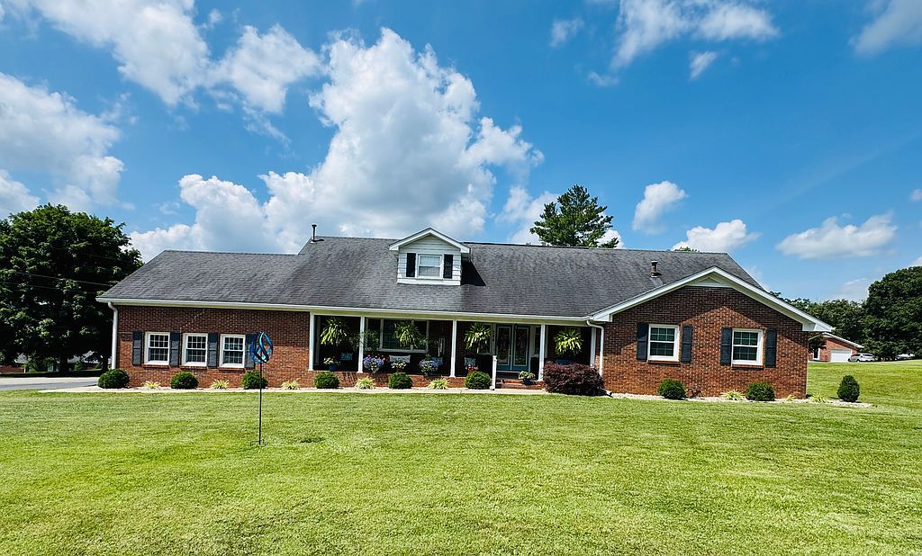 204 Cardinal Dr - Property Image