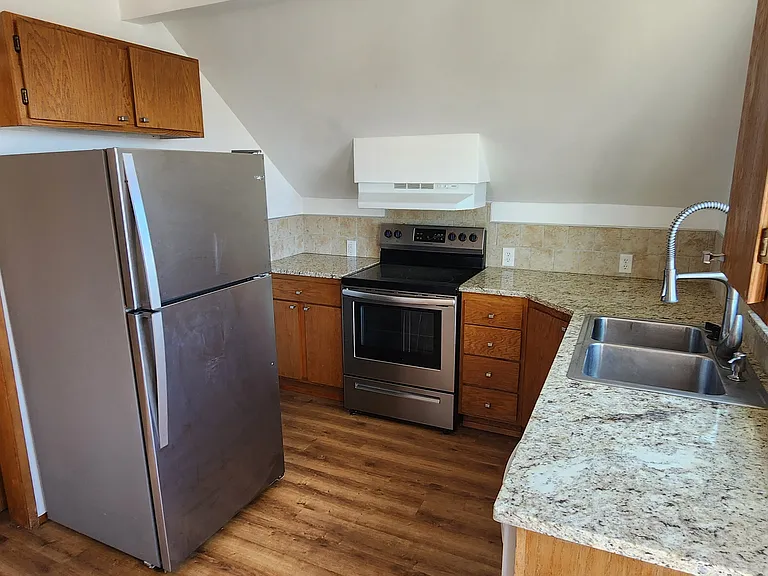 2230 Grand Ave — Photo 8