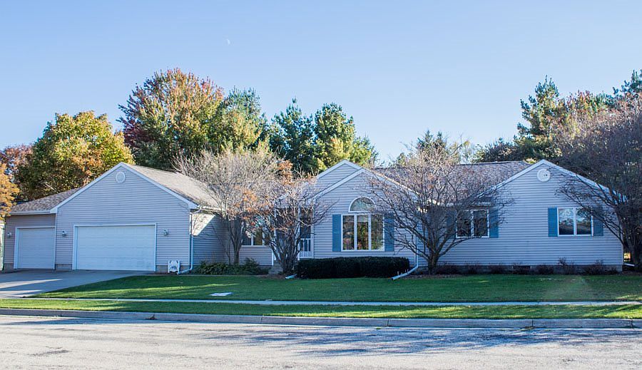 1st image of 1401 Country Meadows Dr