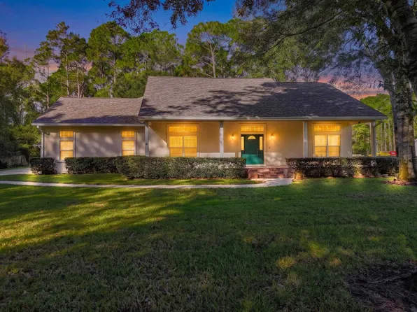 326 Circle Dr W, Saint Augustine, FL 32084