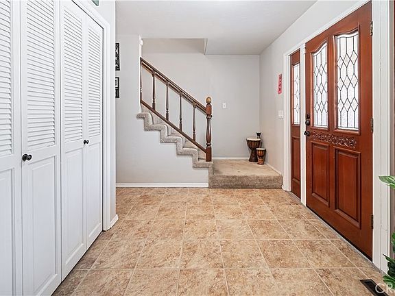 3rd image of 62 Pepper Tree Rd