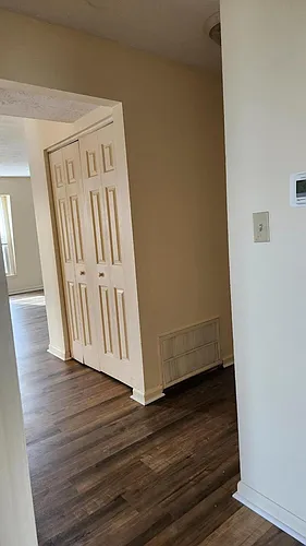 261 Meadowview Dr #3 Photo 1 261 Meadowview Dr #3 Photo 1