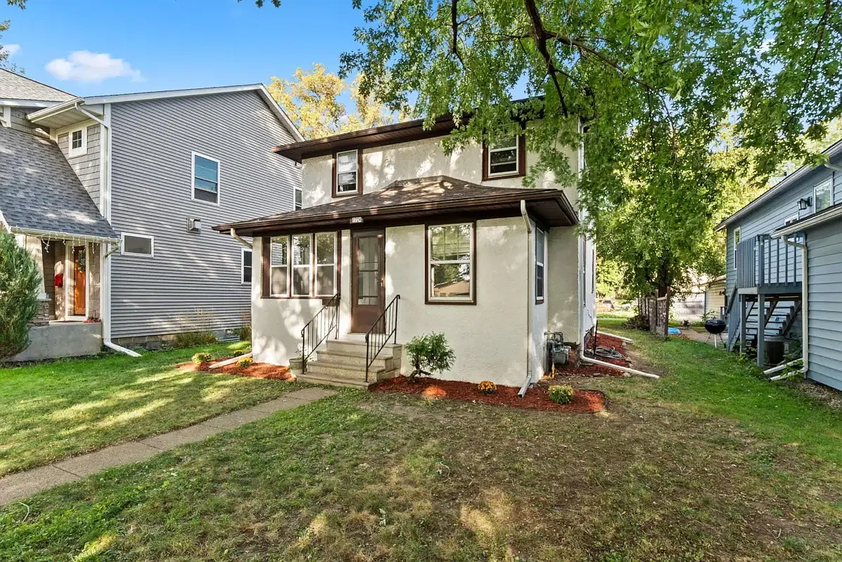 2 bed, 750 sqft, $1,100 — Photo 3