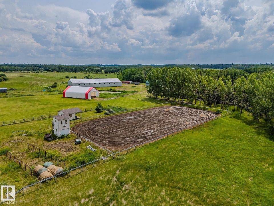 1st image of 53153 Range Rd #213