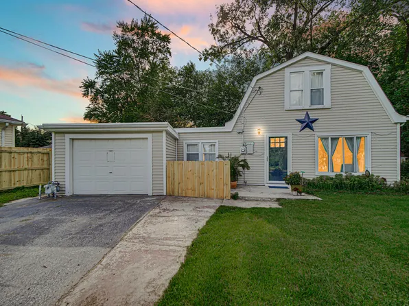 9044 Kennedy Ave, Highland, IN 46322