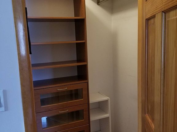 5th image of 46 Keats St