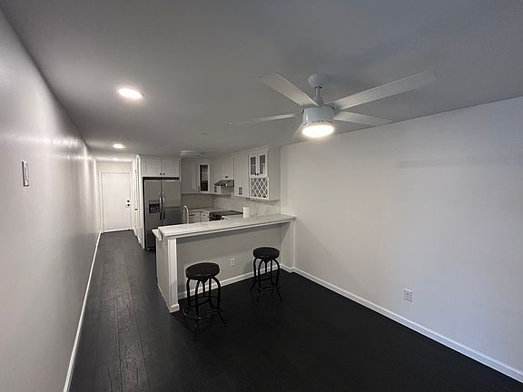 2nd image of 151 Orizaba Ave #B
