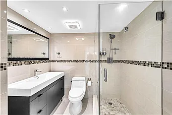 6770 Indian Creek Dr #70 — Photo 17
