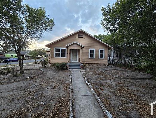 1st image of 2035 16th St S