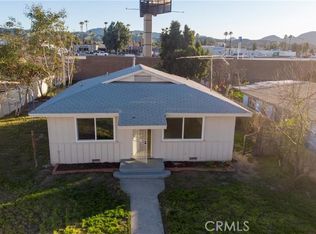 1325 E Laurelwood Dr, San Bernardino, CA 92408