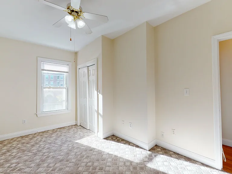 15-2 Linden St — Photo 19